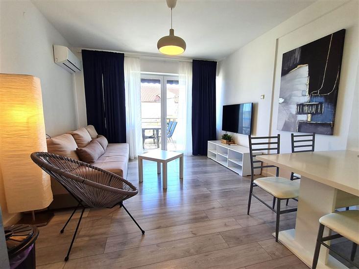 Apartment A4, for 6 persons