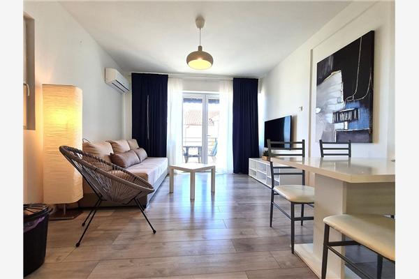 Apartment A4, for 6 persons