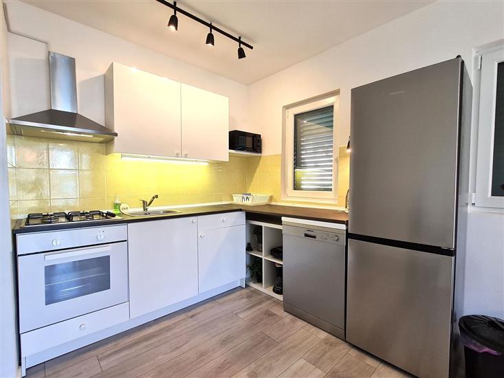 Apartment A4, for 6 persons