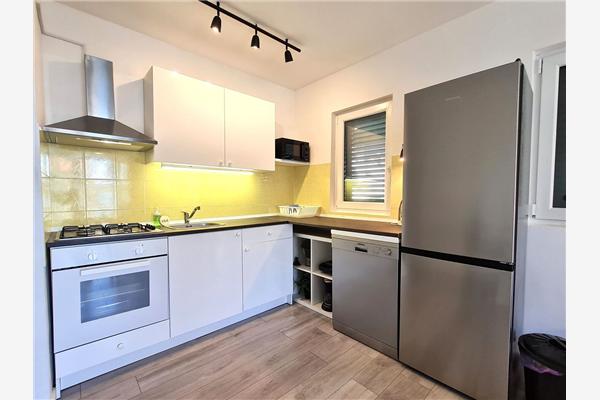 Apartment A4, for 6 persons