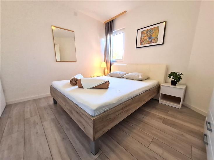 Apartment A4, for 6 persons