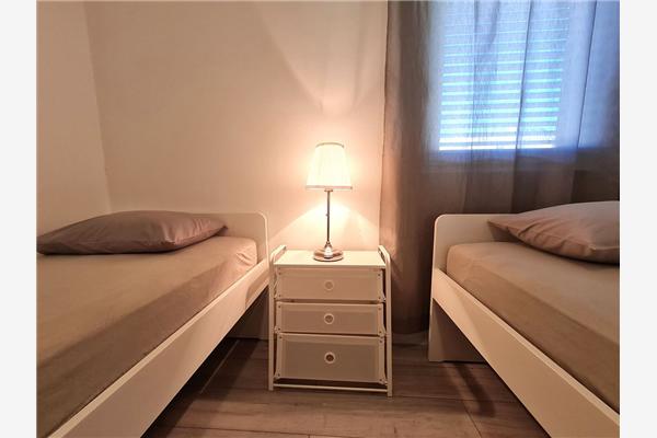 Apartment A4, for 6 persons