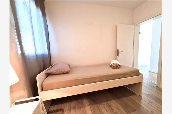 Apartment A4, for 6 persons