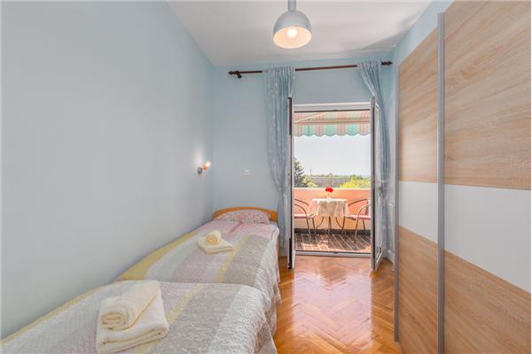 Apartment A1, for 3 persons