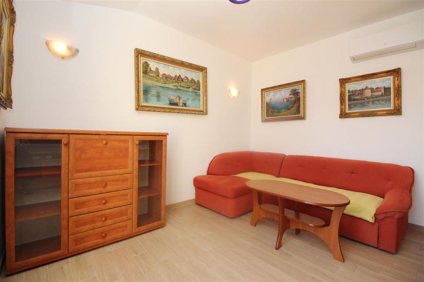 Apartment A2, for 5 persons
