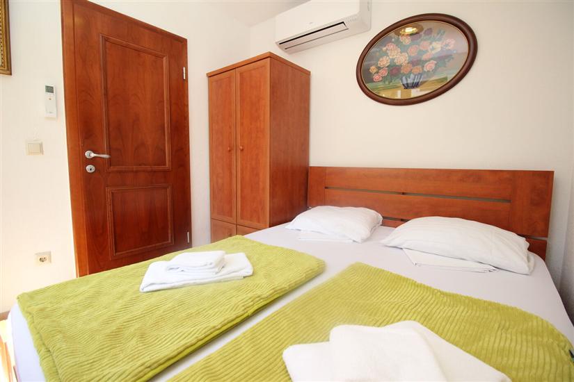 Apartment A2, for 5 persons