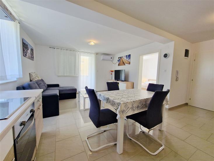 Apartment A1, for 4 persons