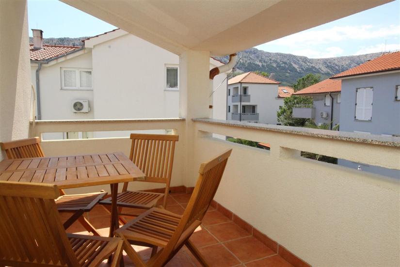 Apartment A2, for 5 persons