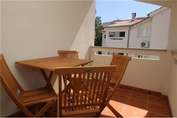 Apartment A2, for 5 persons