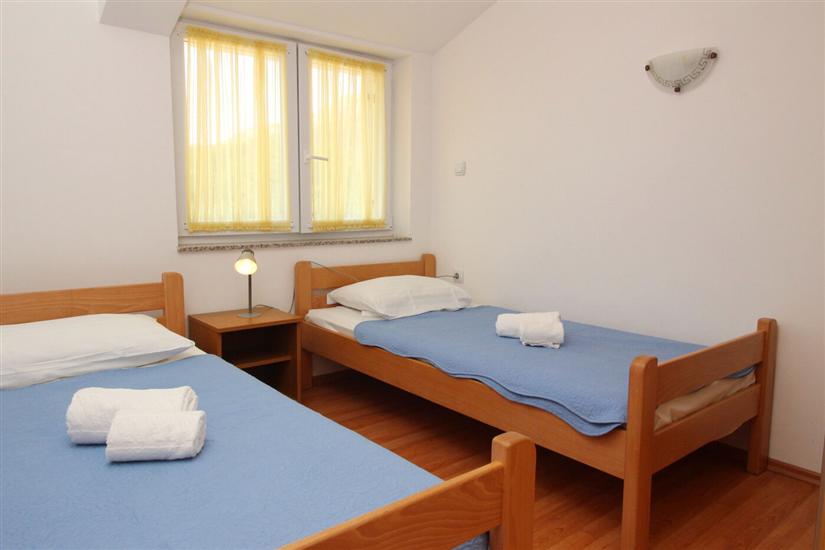 Apartment A2, for 5 persons