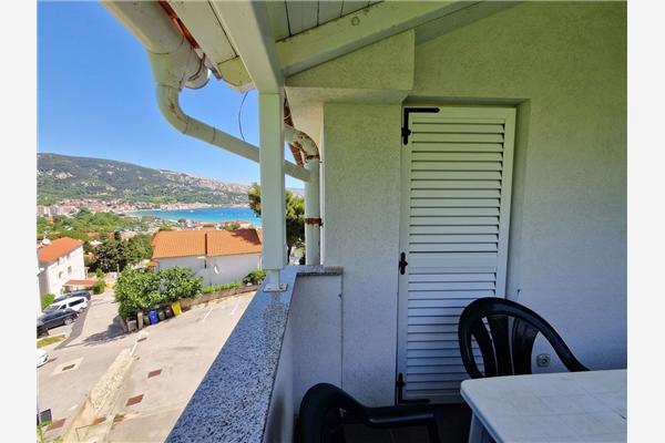 Apartment A1, for 5 persons