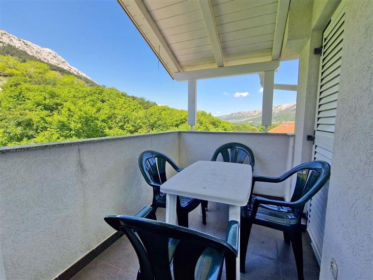 Apartment A1, for 5 persons