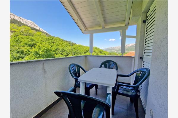 Apartment A1, for 5 persons