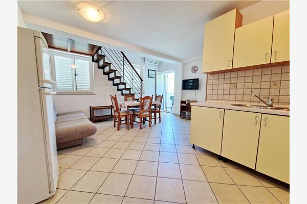 Apartment A1, for 5 persons