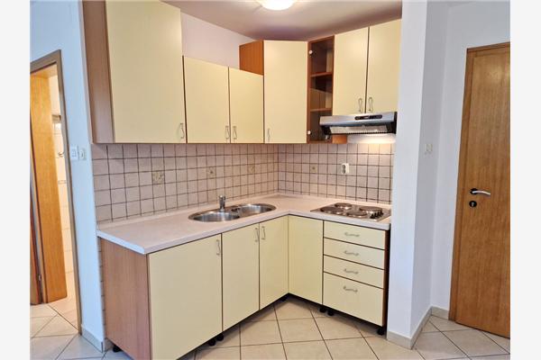 Apartment A1, for 5 persons