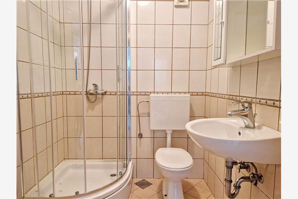 Apartment A1, for 5 persons