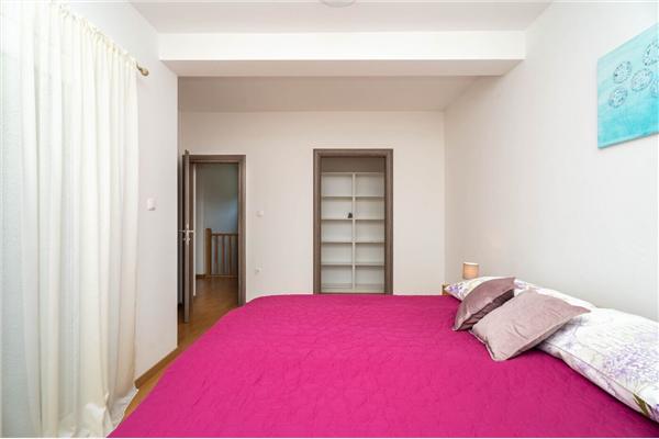 House K1, for 8 persons