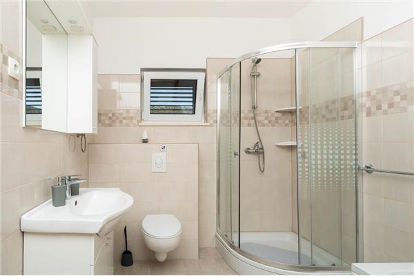 House K1, for 8 persons