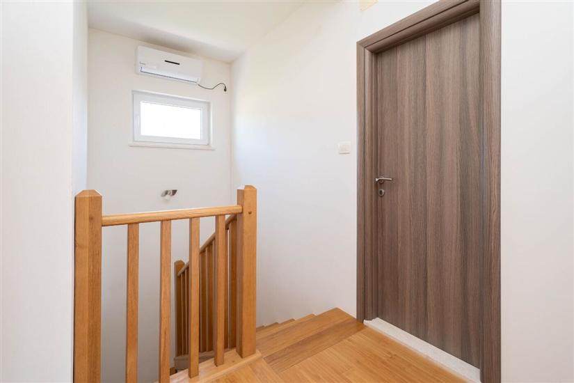 House K1, for 8 persons