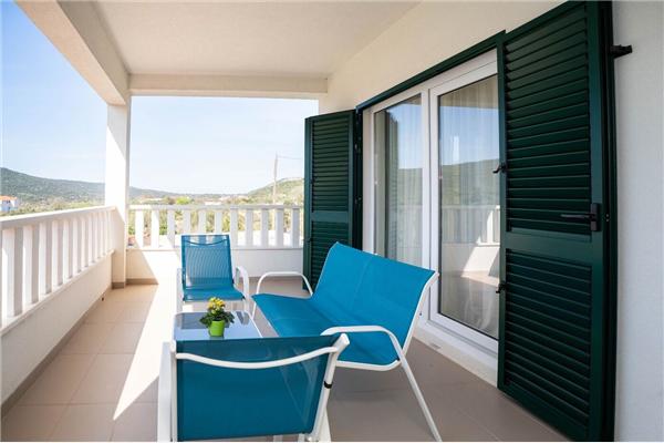 House K1, for 8 persons