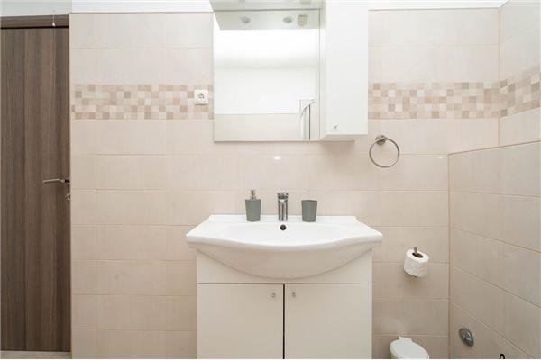 House K1, for 8 persons