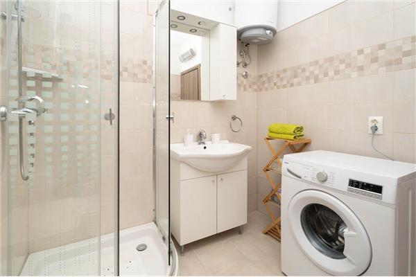 House K1, for 8 persons