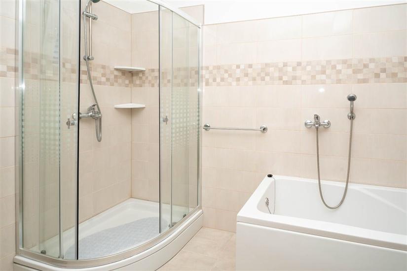 House K1, for 8 persons