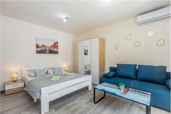 Apartment A2, for 3 persons