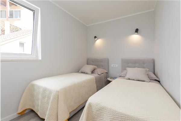 Apartment A2, for 5 persons