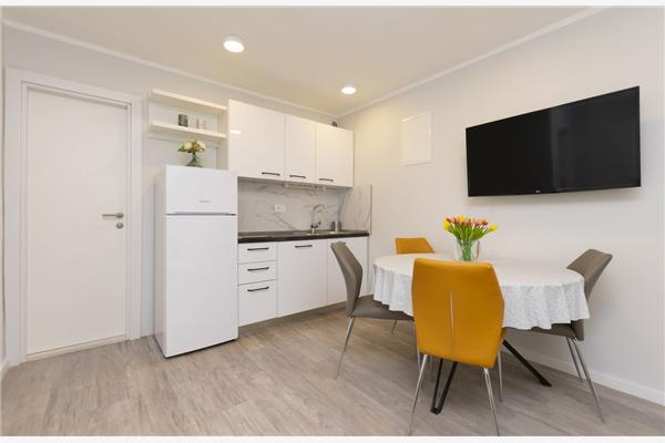 Apartment A2, for 5 persons