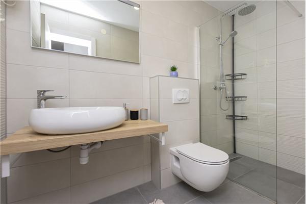 Apartment A1, for 5 persons