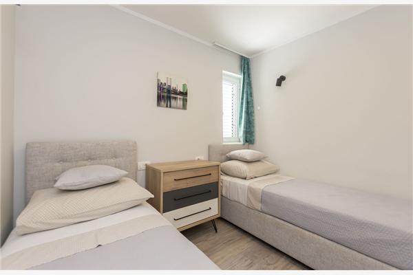 Apartment A1, for 5 persons
