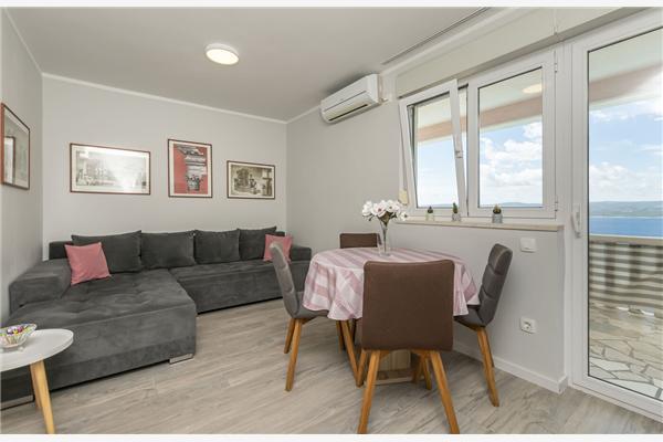 Apartment A1, for 5 persons