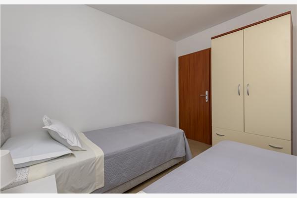 Apartment A3, for 5 persons
