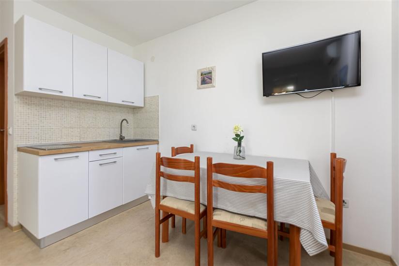 Apartment A3, for 5 persons