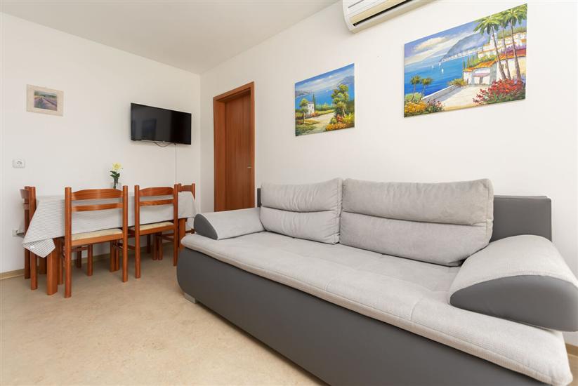 Apartment A3, for 5 persons