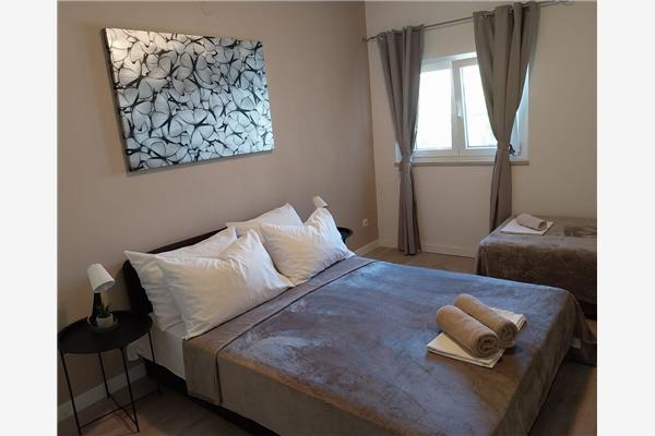 Apartment A4, for 5 persons