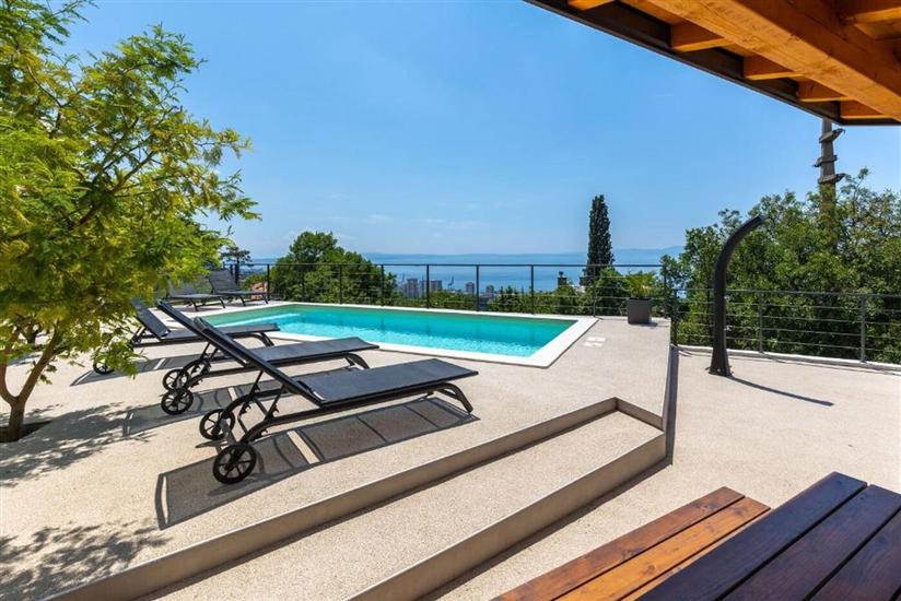 Apartment Happy sound