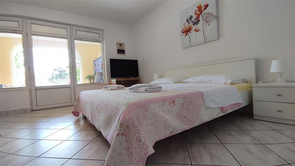 Apartment A2, for 2 persons