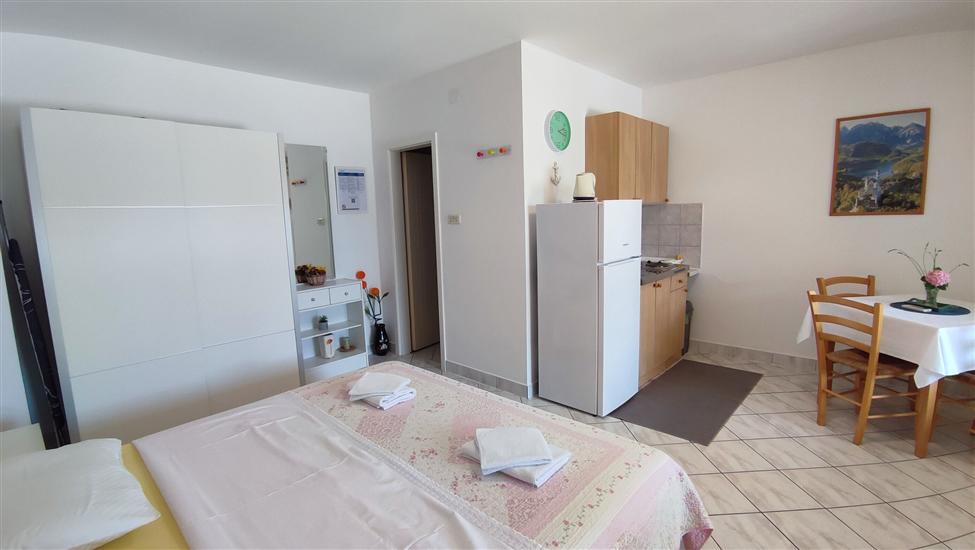 Apartment A2, for 2 persons