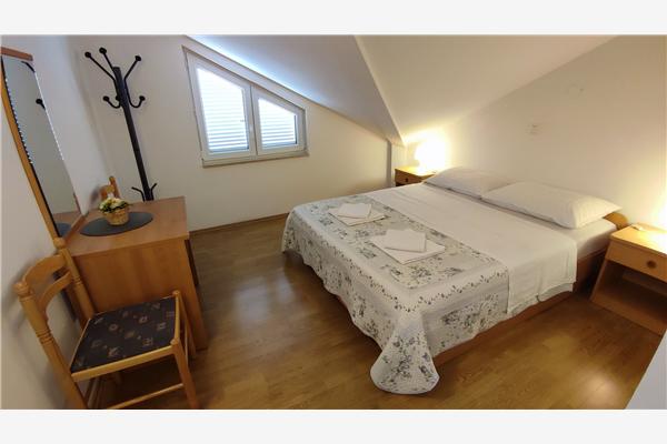 Apartment A5, for 4 persons