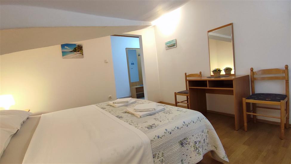 Apartment A5, for 4 persons