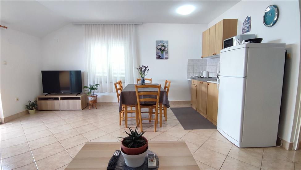 Apartment A5, for 4 persons