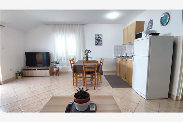 Apartment A5, for 4 persons