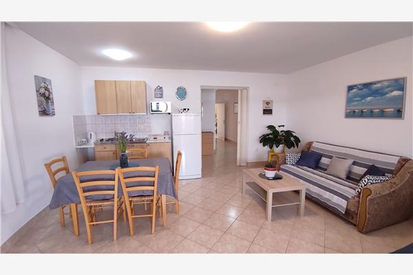Apartment A5, for 4 persons