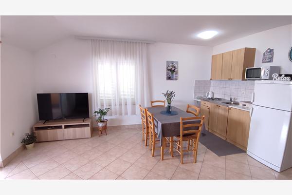 Apartment A5, for 4 persons