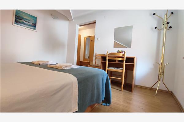 Apartment A6, for 4 persons