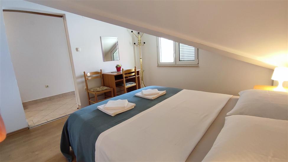 Apartment A6, for 4 persons