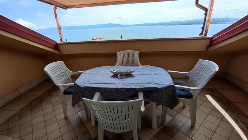 Apartment A6, for 4 persons