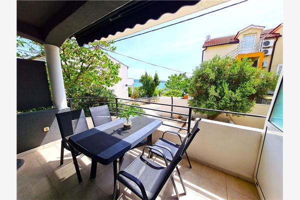 Apartment A5, for 6 persons